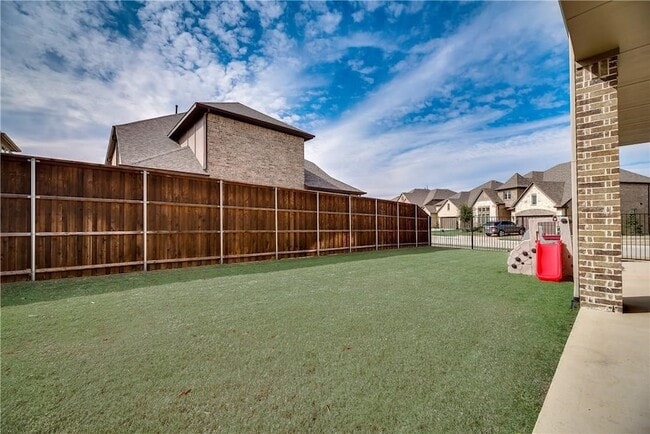 Building Photo - 8844 Laurel Ln
