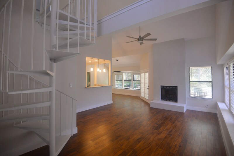 Building Photo - 6304 Maury Hollow