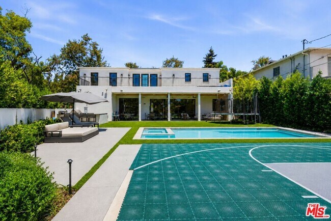 Building Photo - 9206 Monte Mar Dr