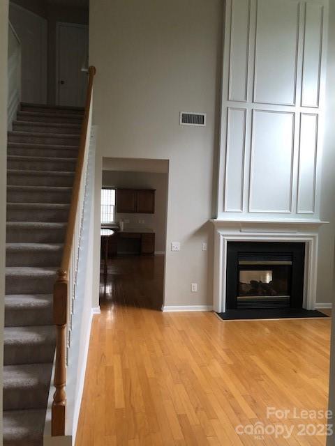Building Photo - Spacious 5-Bedroom, 3-Bathroom Home Ideal ...
