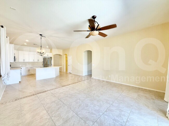 Building Photo - 18513 W San Carlos Dr