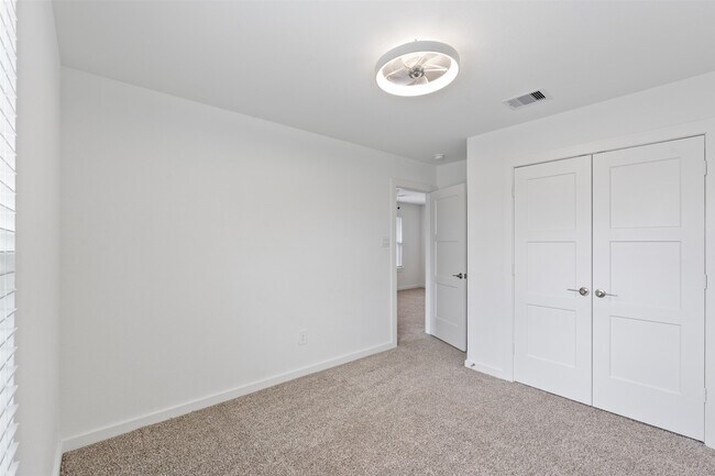 Building Photo - 14379 Sweet Mdw Trl