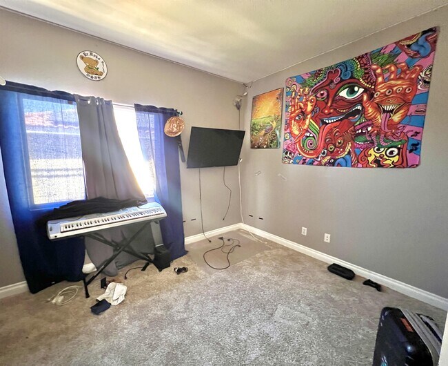 Building Photo - 45354 Tesiben Ct