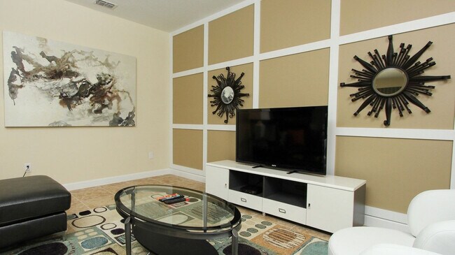 Building Photo - 2960 Buccaneer Palm Rd