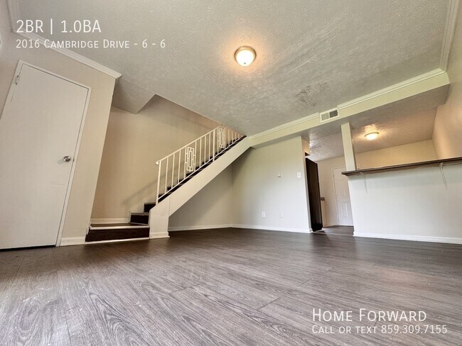 Primary Photo - 2016 Cambridge Dr