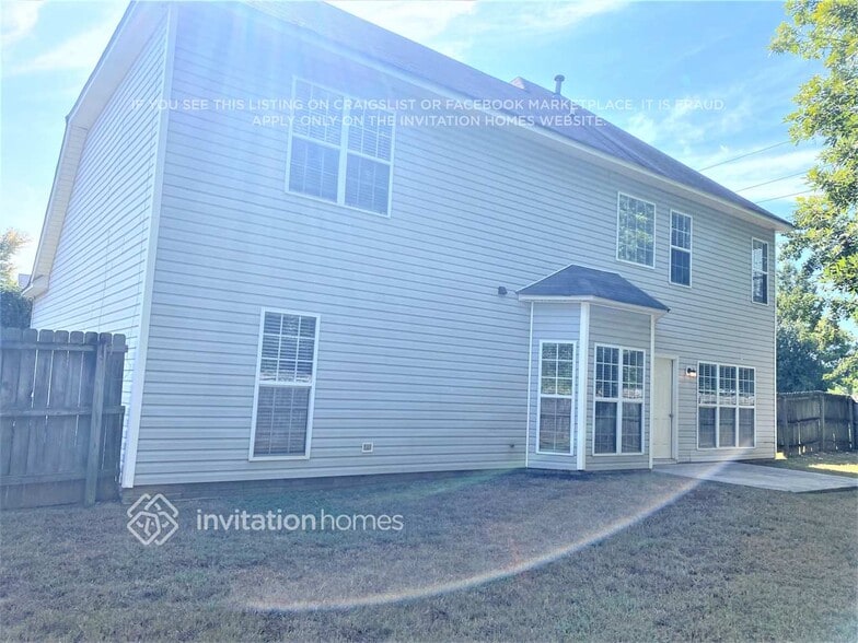 Building Photo - 5704 Burning Ridge Dr