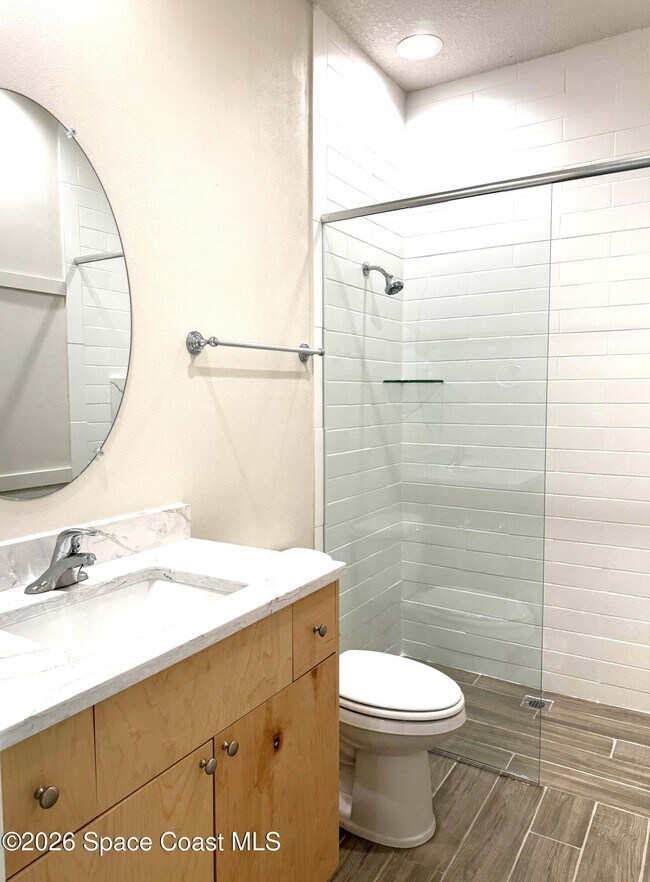 Building Photo - 2821 Edington Dr