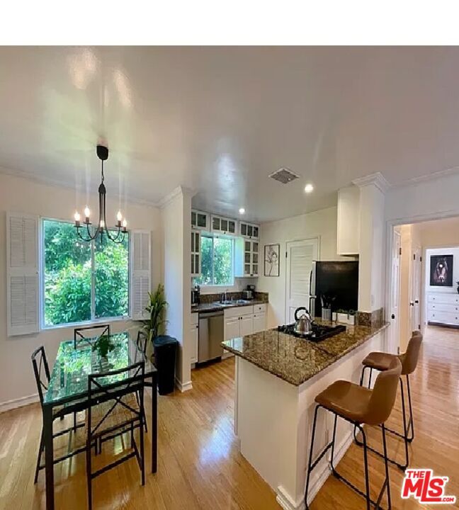 Building Photo - 938 6th St