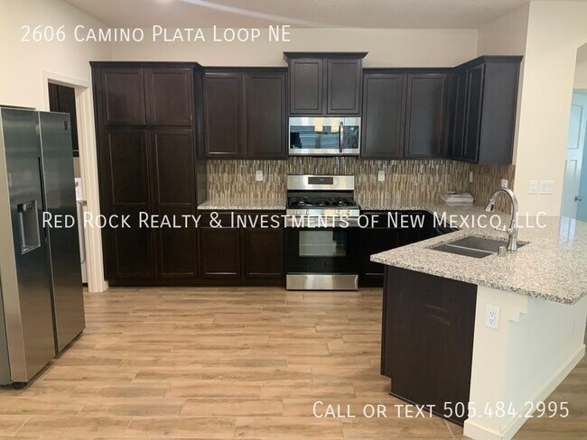 Building Photo - 2606 Camino Plata Loop NE
