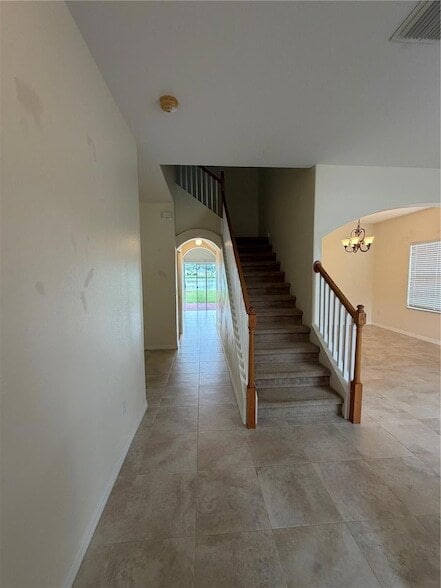 Building Photo - 31037 Baclan Dr