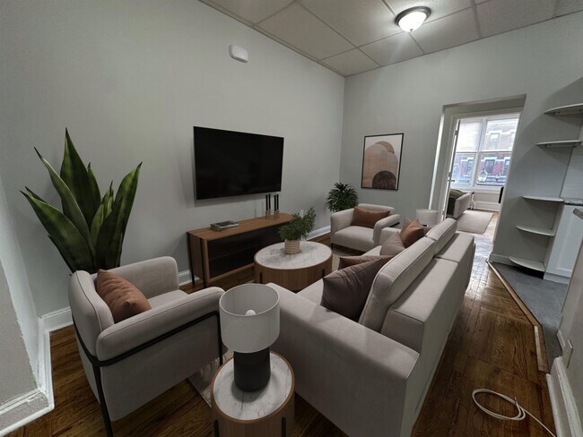 Building Photo - 537 WASHINGTON St