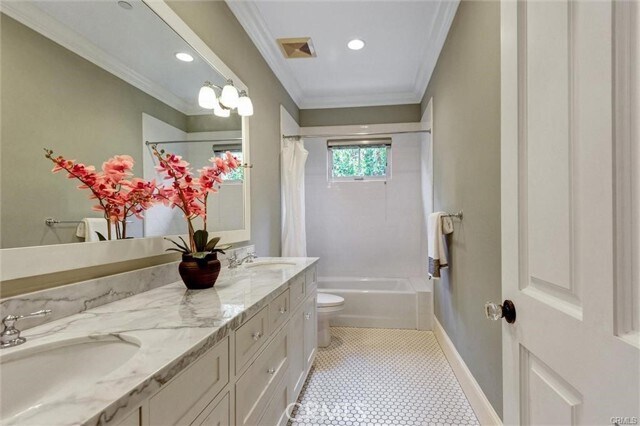 Building Photo - 1020 Monte Verde Dr