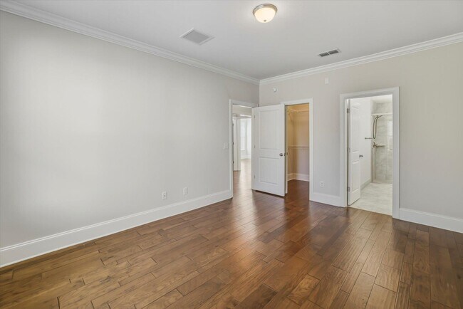 Building Photo - 1743 Brush Hill Rd