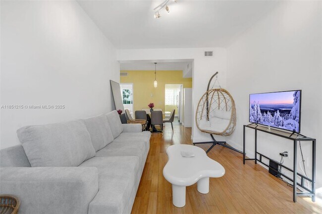 Building Photo - 1510 Meridian Ave