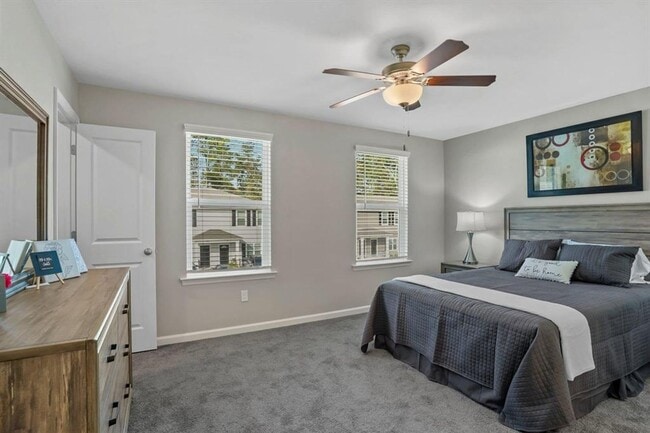 Building Photo - Modern 3/3 Condos with Private Baths & Lux...