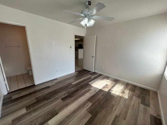 Building Photo - 5521 Ramirez St