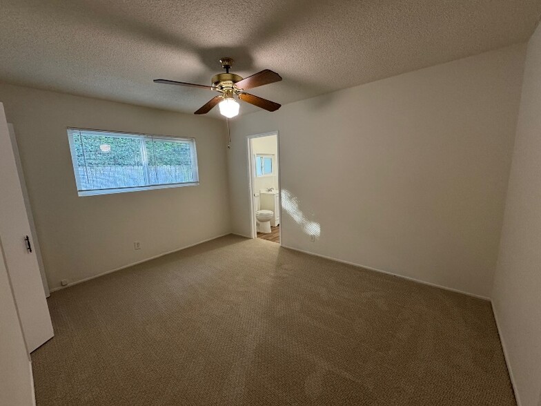 Building Photo - 2008 Graham Ave