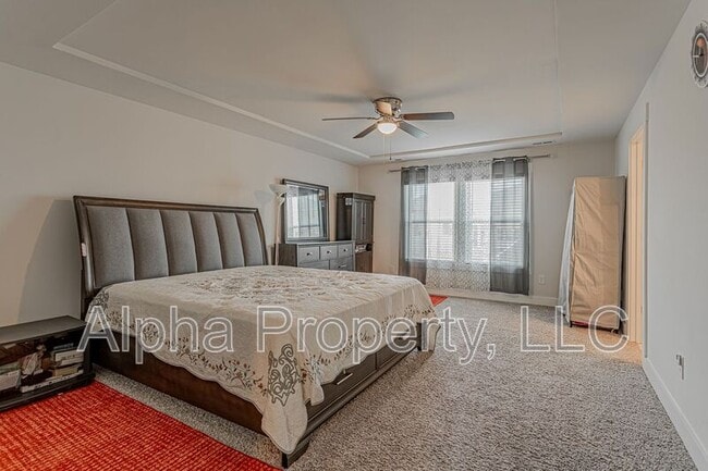 Building Photo - 126 Pewter Cir