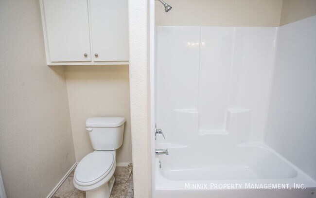 Building Photo - 5714 120th St