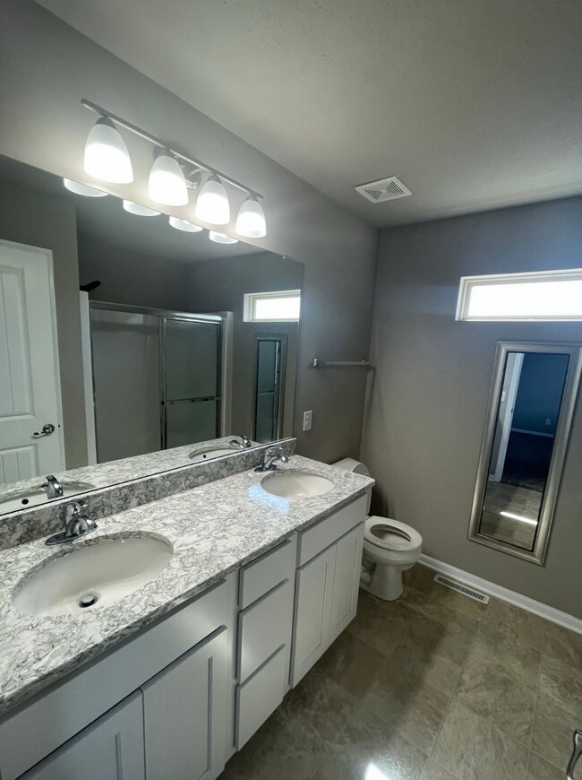 Building Photo - Beautiful 3 Bedroom In Whitetail Creek!!