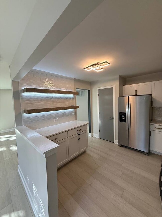 Building Photo - 2403 Mallow Ct