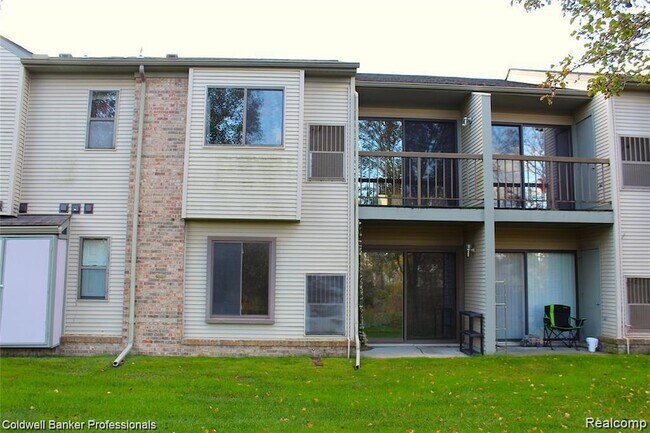 Building Photo - 42540 Lilley Pointe Dr