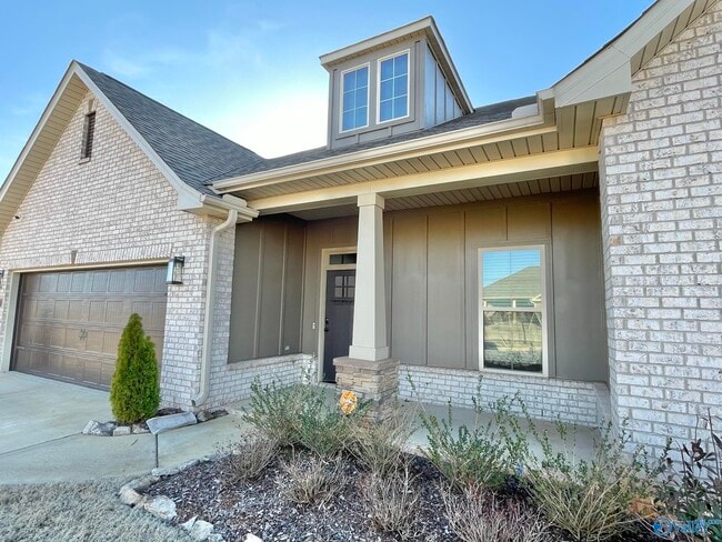 Building Photo - 12821 Hudbug Dr