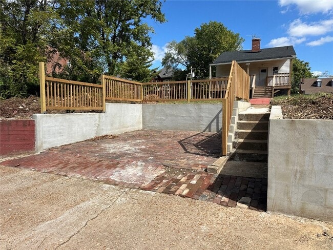 Building Photo - 8201 Church Dr