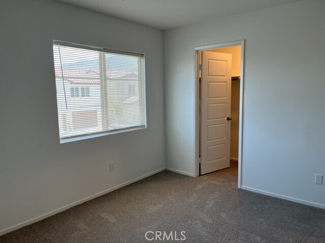 Building Photo - 32980 Middlegate Pl