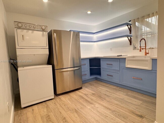 Building Photo - 277 NE 55th St