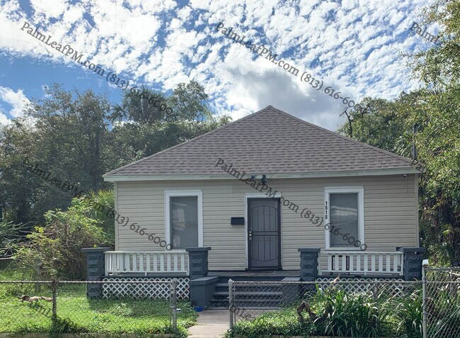 Primary Photo - 1818 W 4th St