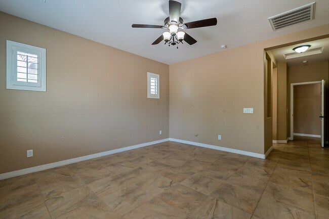 Building Photo - 28315 N Welton Pl