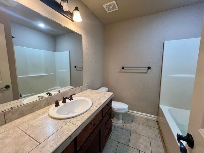 Building Photo - 5108 Hardscrabble Way