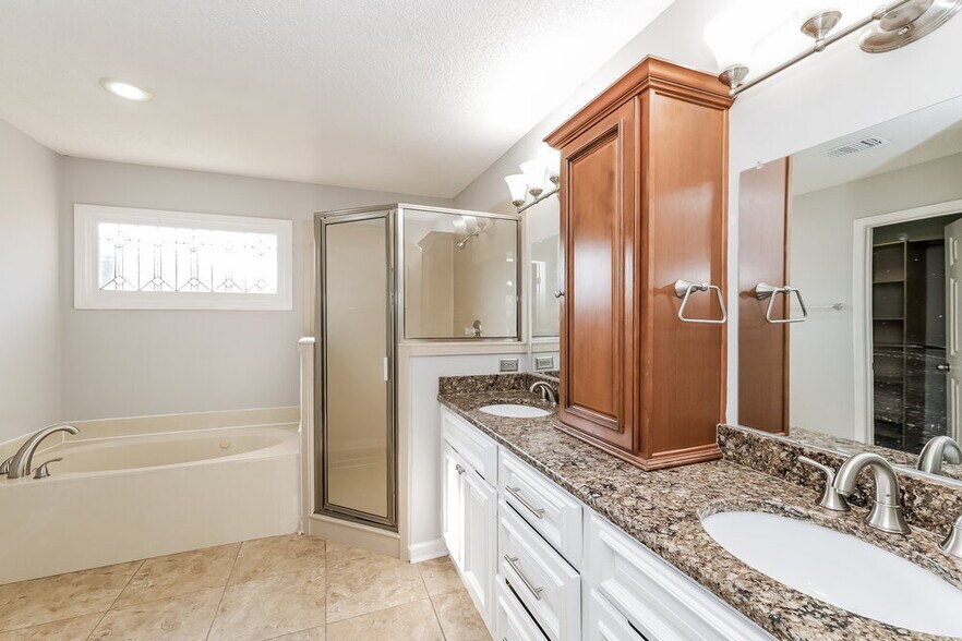 Building Photo - 2641 Hearth Stone Dr