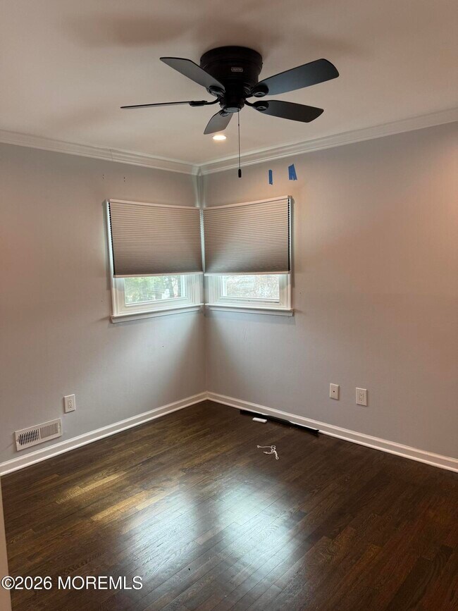 Building Photo - 35 Arno St