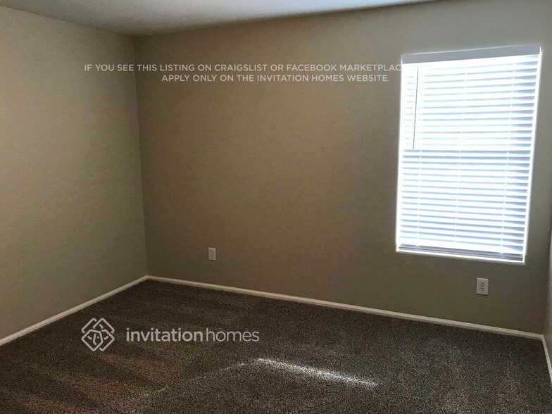 Building Photo - 16647 W Garfield St