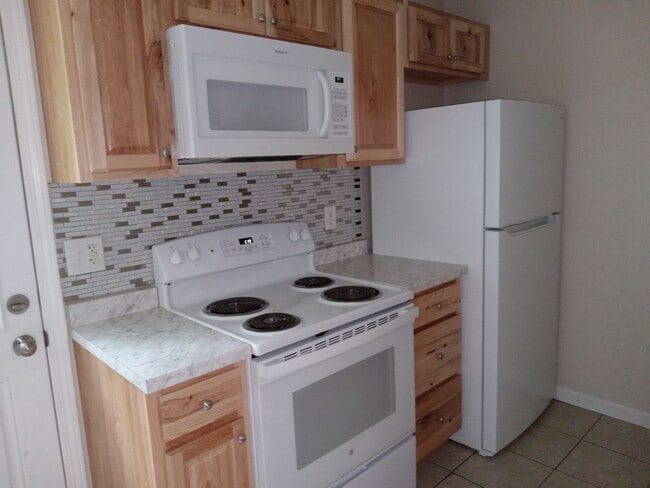 Building Photo - 4201 W Bethany Dr