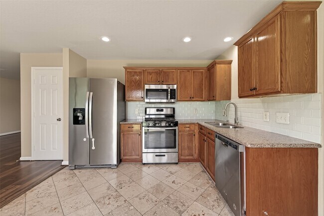 Building Photo - 19710 Twin Canyon Ct