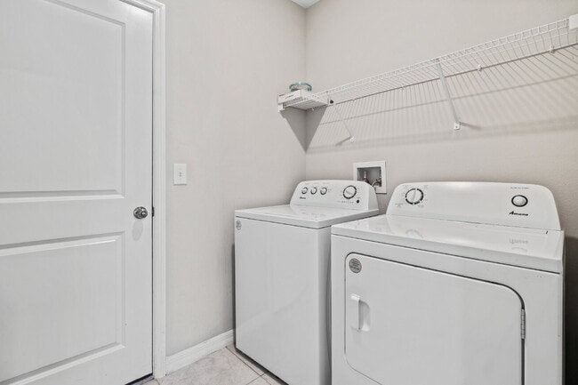 Building Photo - 7205 Ronnie Gardens Ct