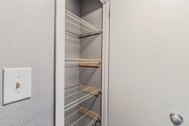 Building Photo - 112 W 34th St