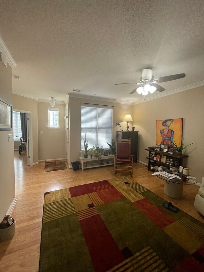 Building Photo - Pointe East at Harbor Walk Ocean View Condo