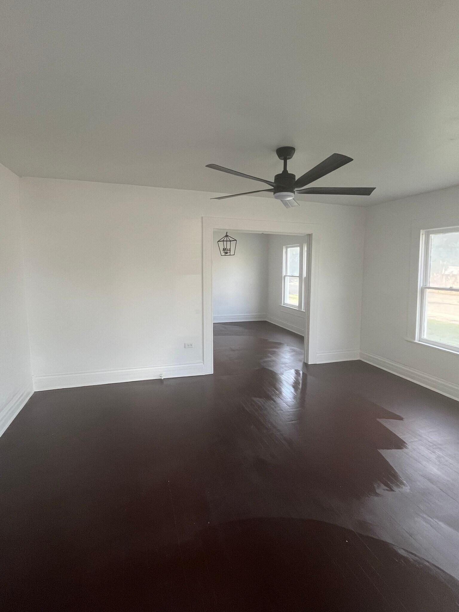Living area - 2101 Sanger Ave