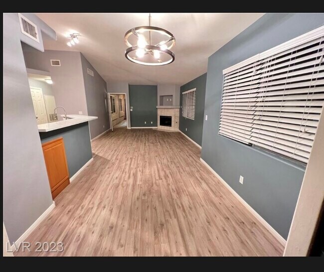 Building Photo - 356 Manti Pl