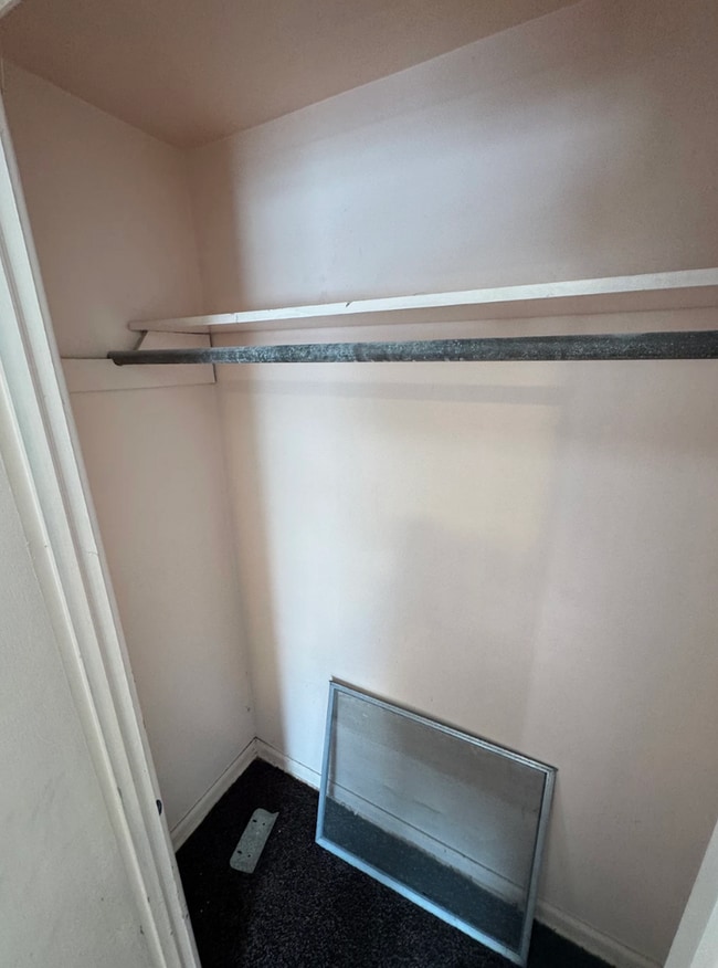 Building Photo - Fully Renovated 3-Bedroom Home in Flint!