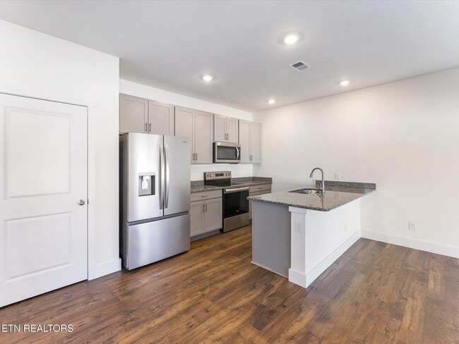 Building Photo - 3503 Bisham Wood Ln