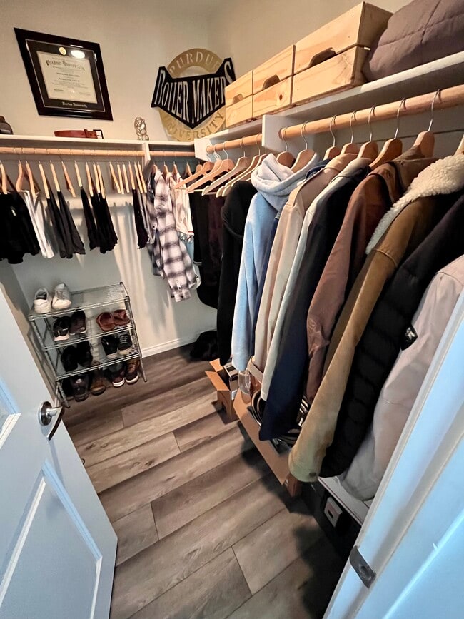 Building Photo - 4057 First Ave.