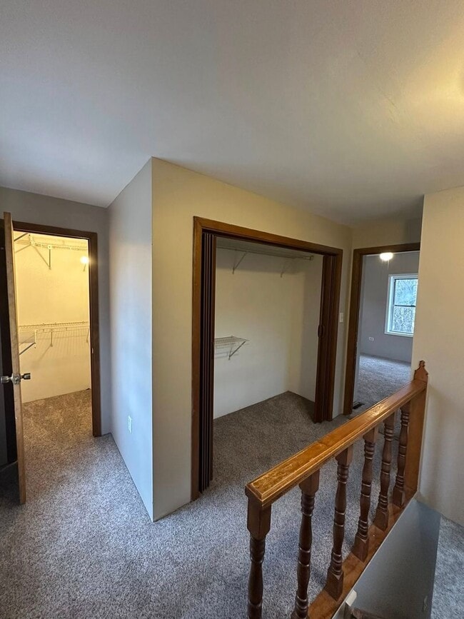 Building Photo - Beautiful newly remodeled 2 bed - 2 full baths!!!