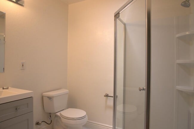 Building Photo - 20231 Merrick Dr