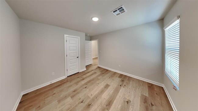 Building Photo - 10213 NW 28th Terrace