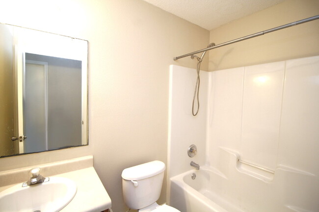 Building Photo - 3-Bedroom Patio Home in SW Pensacola – Con...